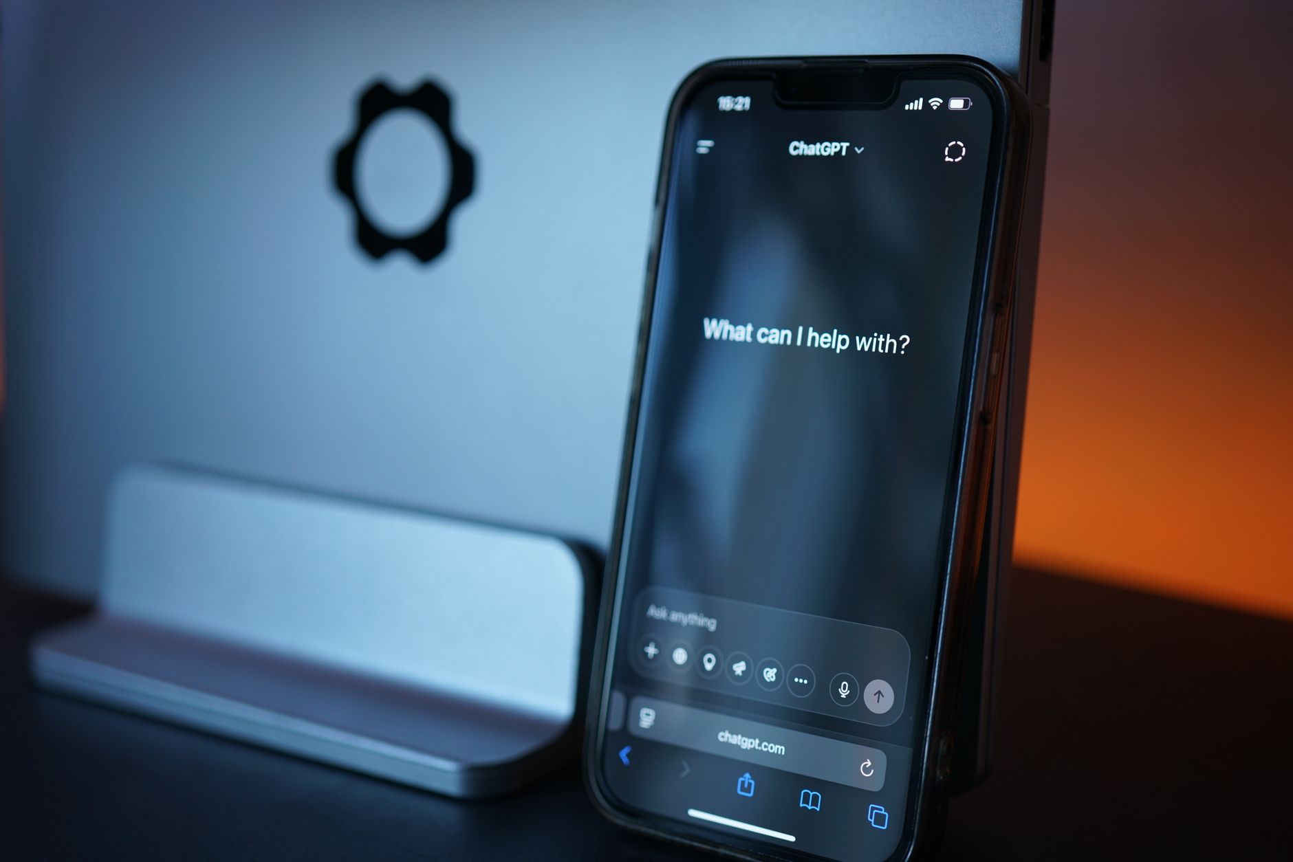 Antarmuka percakapan AI di layar ponsel
